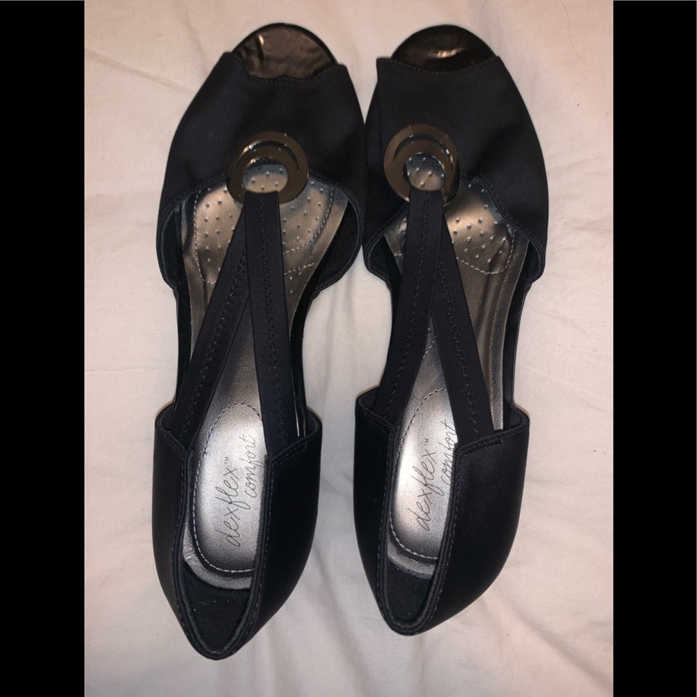 Women’s 13W (wide) Dexflex Comfort stretch